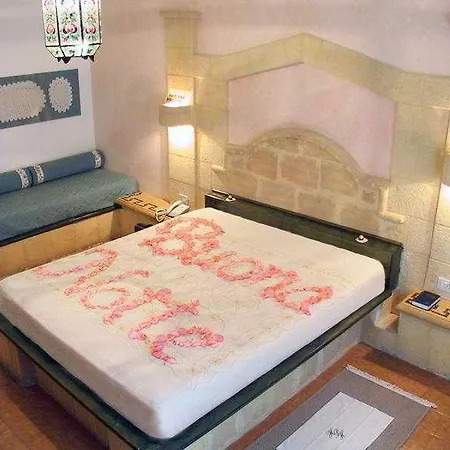 Himera Polis 4*
